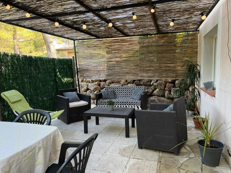 Apartment Escapade Et Aux Gorges Du Verdon, Ouvert Juillet Et Aout La Verdière